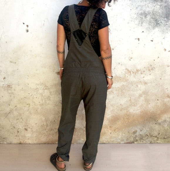 Harem style overalls - Picture 2 of 15